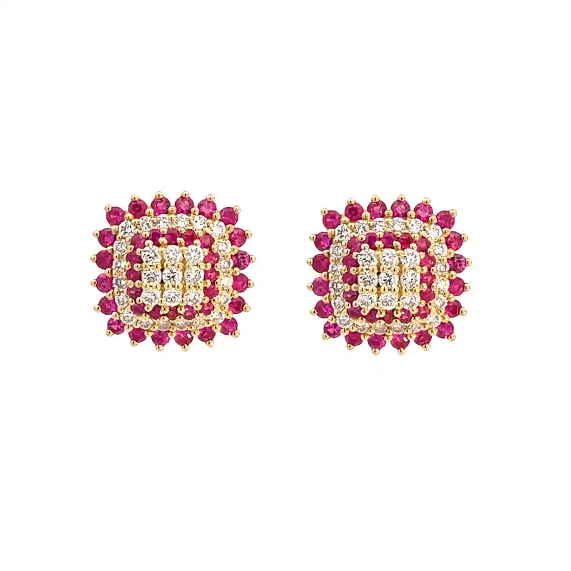 18K Gold Pendant Set in Ruby and Diamonds - Square